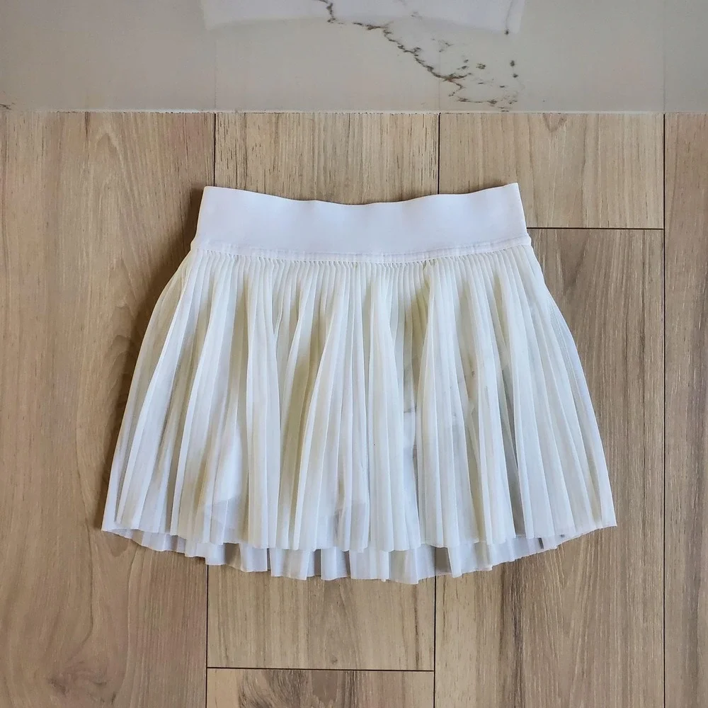 Lululemon Pleat To Street Skirt III Womens 0 White Mid Rise Skort W8AANS